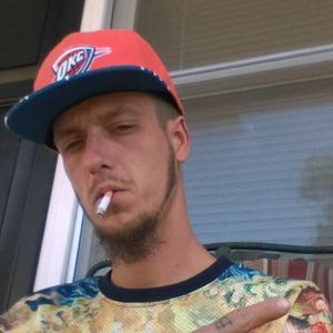 Meet your Posher, Dustin